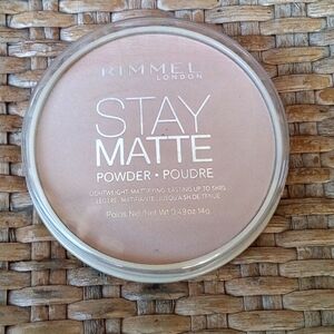 Brand New Rimmel London Stay Matte face powder 004 Sandstorm